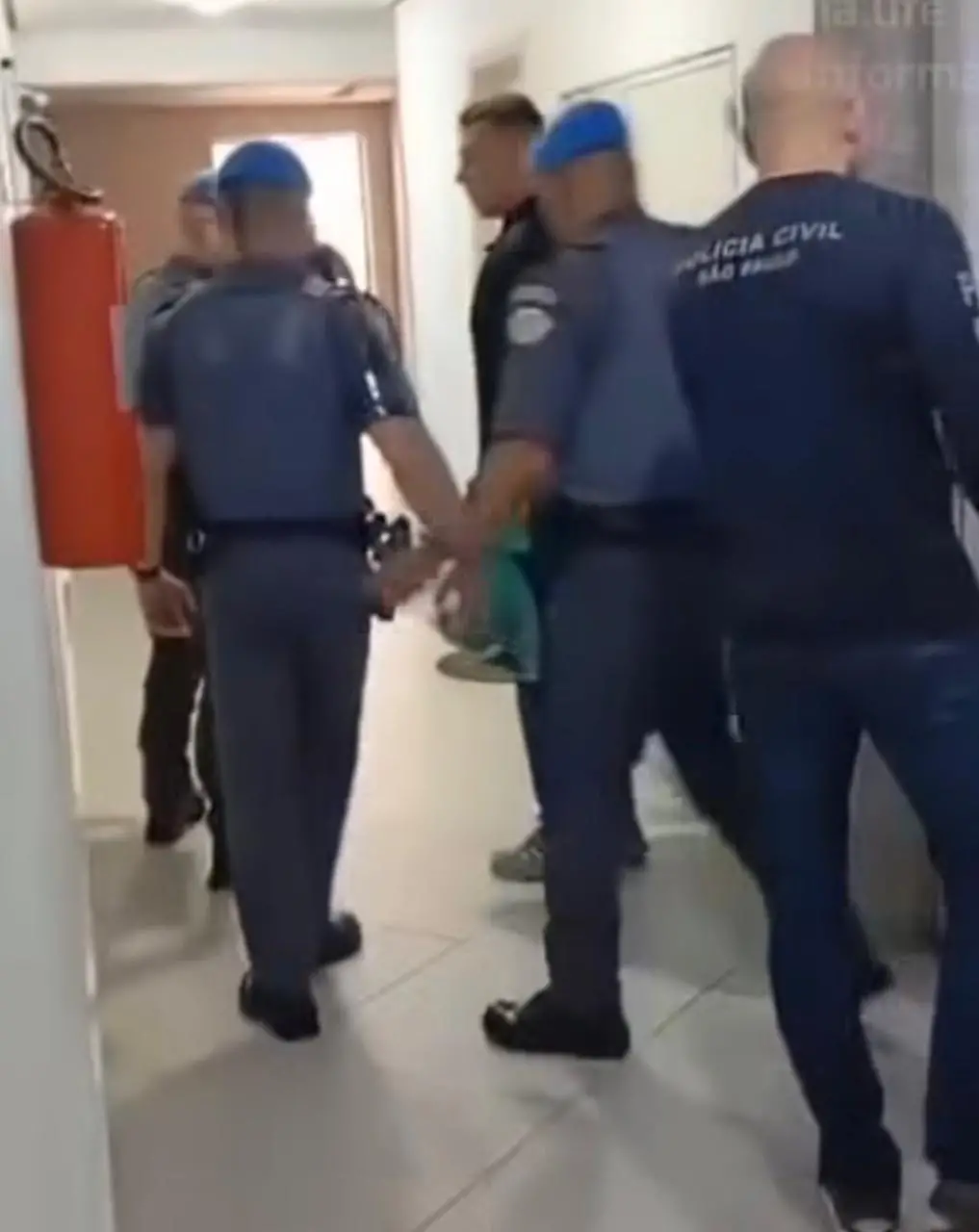 Momento da prisão do Tenente-Coronel em SJC/ Foto: Life Informa