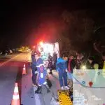 Colisão entre motos deixa cinco feridos e duas vítimas graves na SP-55, em São Sebastião