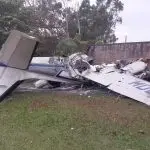 Acidente com avião de pequeno porte deixou dois mortos e um ferido em Marília nesta quarta-feira.