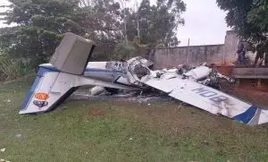 Acidente com avião de pequeno porte deixou dois mortos e um ferido em Marília nesta quarta-feira.