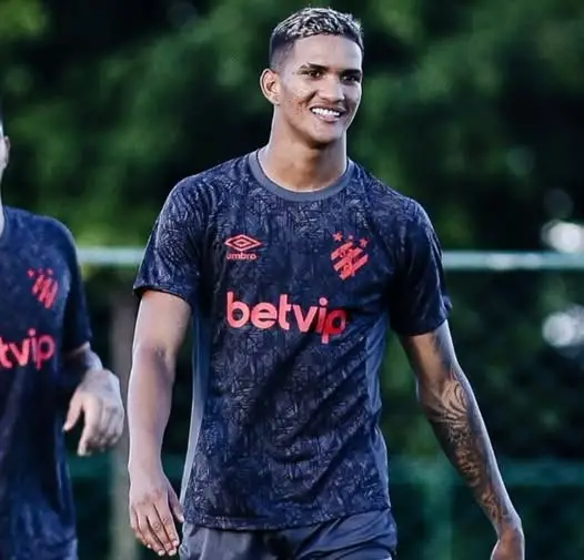 Lucas é o novo volante do São José/ Foto: redes sociais