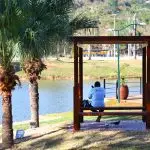 Lago do Parque Interlagos passa por limpeza e desassoreamento