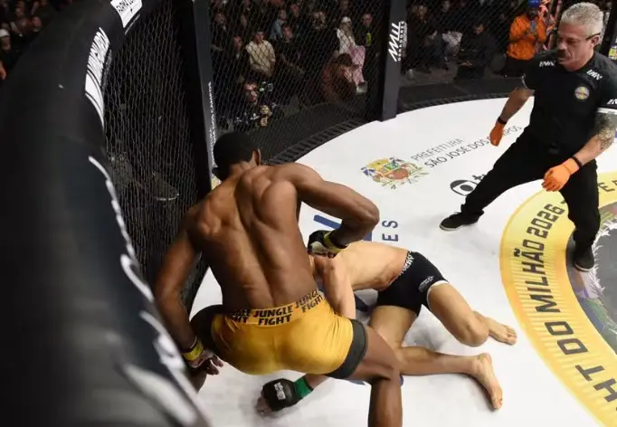 Arena ferve com nocautes, emoção e definição da final do Fight do Milhão!