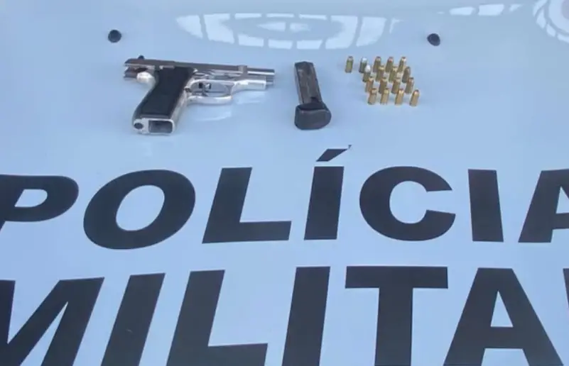 Denúncia leva à apreensão de pistola com numeração raspada e prisão na avenida Brasil