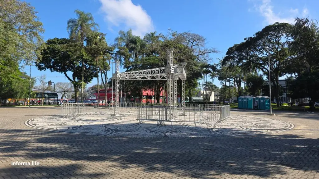 No coração de São José, praça Afonso Pena está pronta para receber a torcida: Brasil encara o Haiti em busca da 1ª vitória na Copa do Mundo