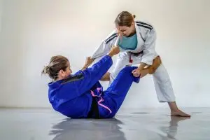 Jacareí realiza treinão gratuito de jiu-jítsu para mulheres