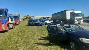 Engavetamento na Via Dutra em Taubaté deixa cinco feridos, três em estado grave