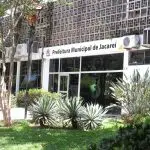 Repartições públicas de Jacareí terão expediente suspenso durante o feriado prolongado de 9 de julho.