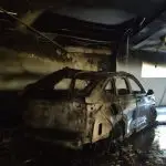 Incêndio em carro híbrido mobiliza bombeiros em São Sebastião