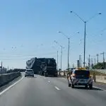 Carga de 645 toneladas na Via Dutra retoma viagem