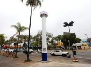 Jacareí reforça combate ao crime com supertotem de 7 metros e mais 70 câmeras inteligentes