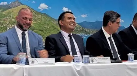 Ezequiel Cabeleireiro é eleito presidente da Câmara de Ilhabela