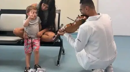 Projeto de musicoterapia leva música clássica aos hospitais do Centro e da Costa Sul de São Sebastião.