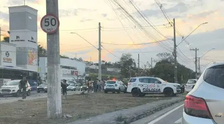 Mulher é morta a tiros em Jacareí na tarde desta segunda-feira (9); homem foi preso com armas após o crime em Guararema.