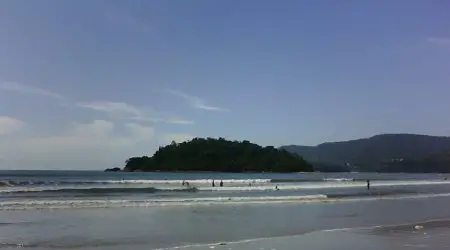 Pai morre afogado ao salvar filho de 17 anos em Ubatuba