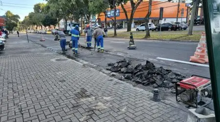 Queda de pedestre em asfalto irregular acende alerta na zona sul de São José dos Campos