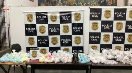 Três tonéis com cocaína, maconha e crack são apreendidos em operação que mobilizou helicóptero Águia