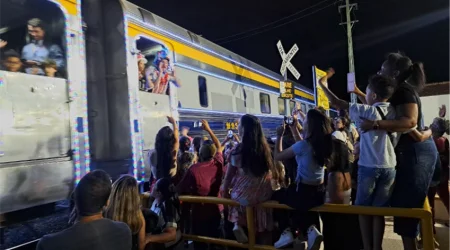 Trem de Natal leva magia aos trilhos do Vale do Paraíba em dezembro