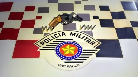 Procurado pela Justiça é preso com posse de arma