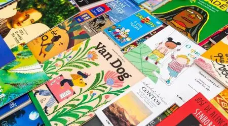 Projeto ‘Nossa Biblioteca’ entrega livros e conta histórias em São José