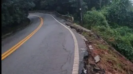 Deslizamento de terra na Rio-Santos interdita parcialmente pista em São Sebastião