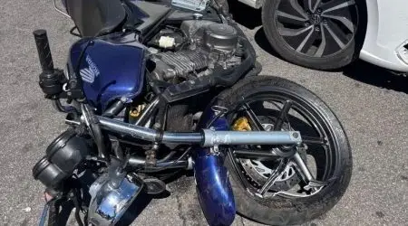 Acidente entre moto e carro deixa uma vítima fatal em Campos do Jordão