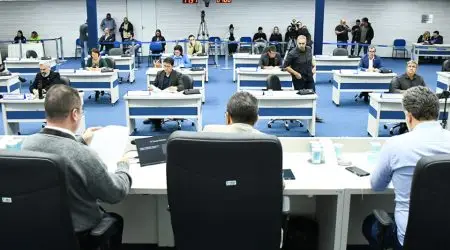 Câmara de São José dos Campos aprova lei sobre bem-estar digital infantil