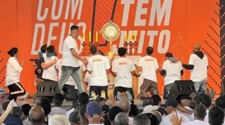 Lideranças católica e fiéis se reúnem em evento na Canção Nova no fim de semana