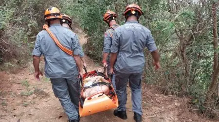 Turista de 75 anos passa mal durante trilha em Ubatuba