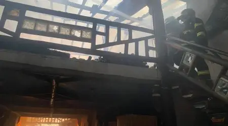 Corpo de Bombeiros atuou no combate a princípio de incêndio em restaurante no bairro São Francisco, em São Sebastião.