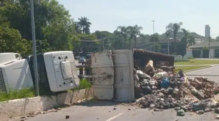 Acidente na Ponte Rosinha Filippo interdita trânsito