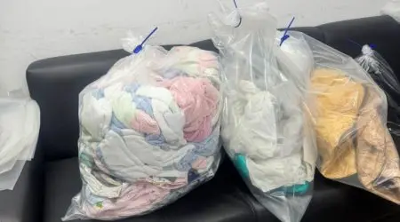 Polícia apreendeu peças de roupas furtadas em shopping de São José dos Campos