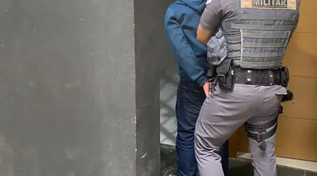 Após perturbar mãe e filha, homem embriagado é preso no centro de Caraguá!