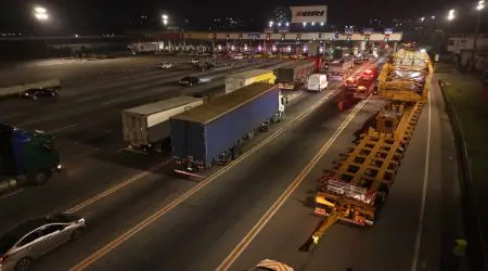 De Arujá a Guararema, maior carga já transportada na Via Dutra será movimentada na quinta