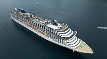 Gigantes dos Mares atracam em Ilhabela e impulsionam o turismo local