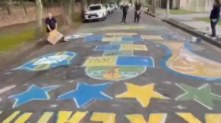 Rua Guarujá, no Jardim Apolo, vira destaque com pinturas para a Copa do Mundo em São José dos Campos