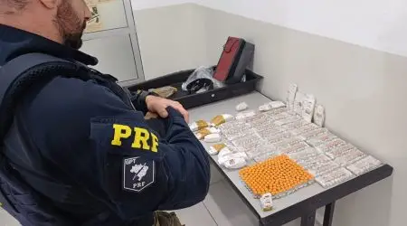 Medicamentos emagrecedores proibidos avaliados em R$ 250 mil são apreendidos pela PRF